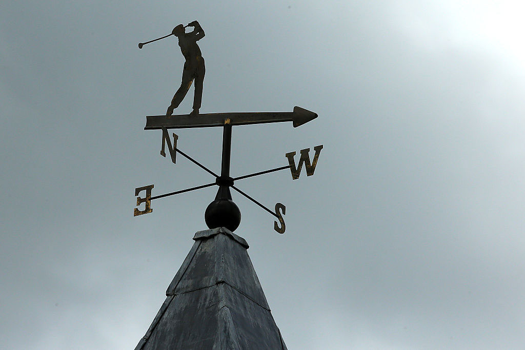 Weathervane golfer