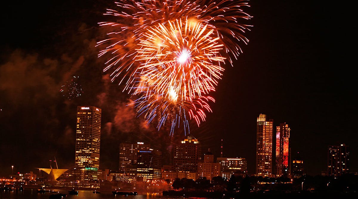 Electricalmarketing 1845 Milwaukee Fireworks Darren Hauck Gettyimages 81819821 1024