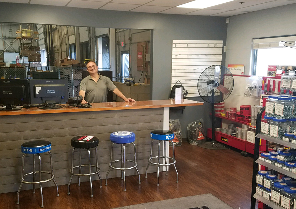 T&H_Boston Counter1000.jpg