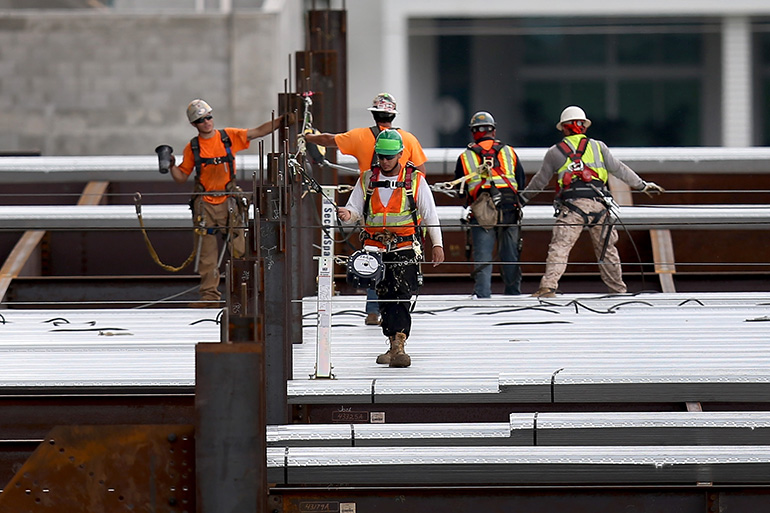 Construction Workers451816776 Getty Images 770 5f3ff11457a9d