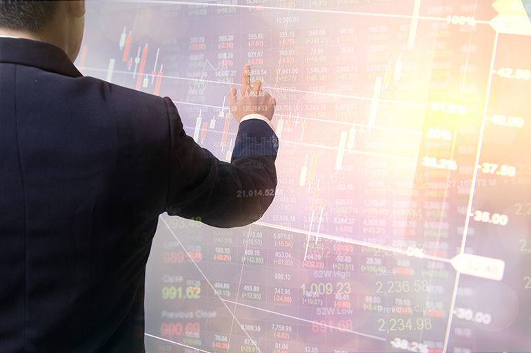 Stock Chart Dreamstime com Komgrit Pradissagul Dreamstime 5f2c5d43d4752