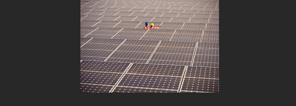 Solar Install Getty Images 183024810 Utility Scale 62a249d40d584