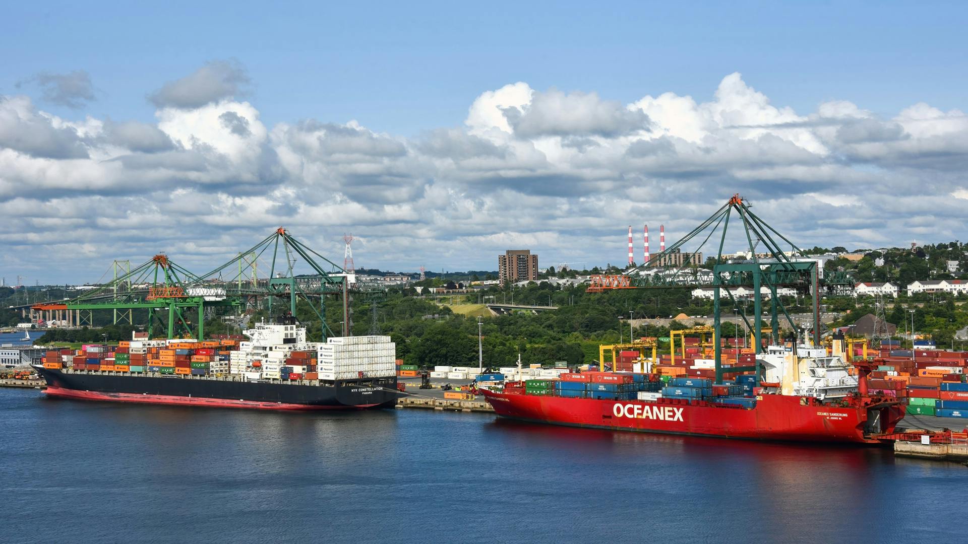 660efeea98a395001e88cb9d Ocean Container Ships Cmp Products 1920